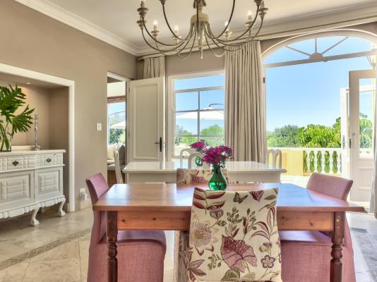 Devonport House - Constantia - 242161