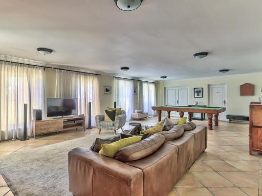 Devonport House - Constantia - 242162
