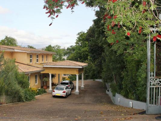 Devonport House - Constantia - 242169