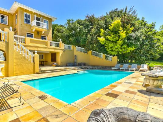 Devonport House - Constantia - 242178