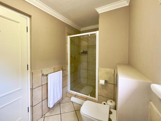 Devonport House - Constantia - 242189