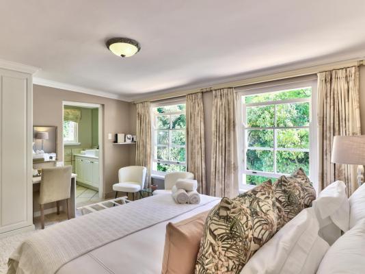 Devonport House - Constantia - 242193