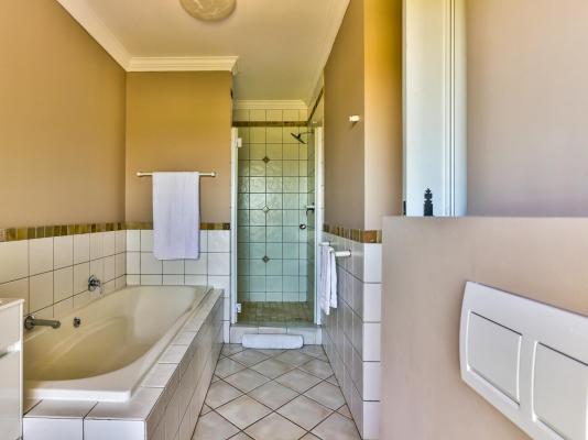 Devonport House - Constantia - 242198