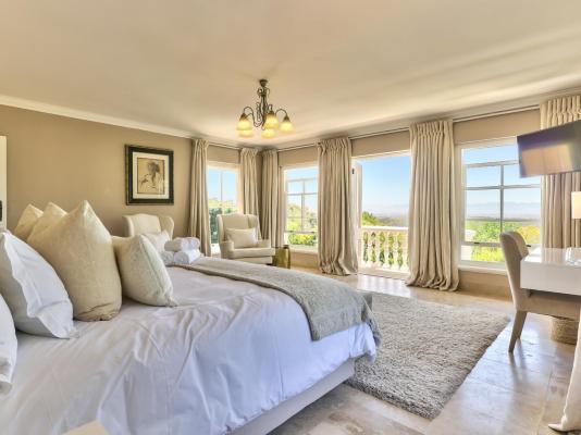 Devonport House - Constantia - 242203