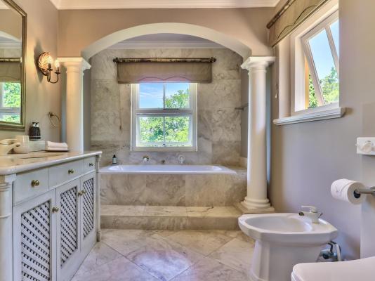 Devonport House - Constantia - 242207