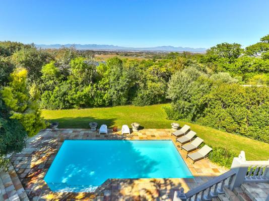 Devonport House - Constantia - 242210