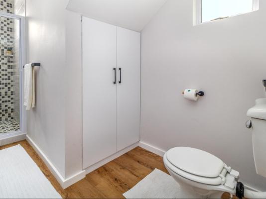 Hideaway Self-Catering Studio - 242218