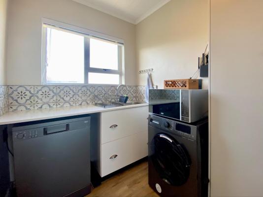 Oystercatcher House - 242302
