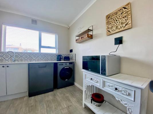 Oystercatcher House - 242308