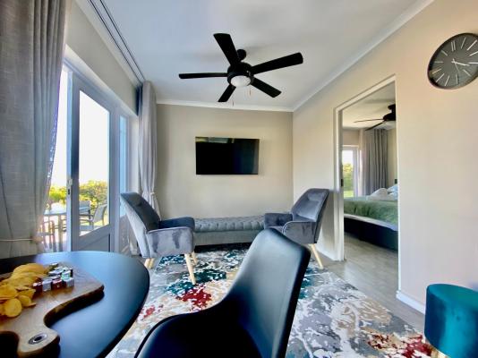 Oystercatcher House - 242313