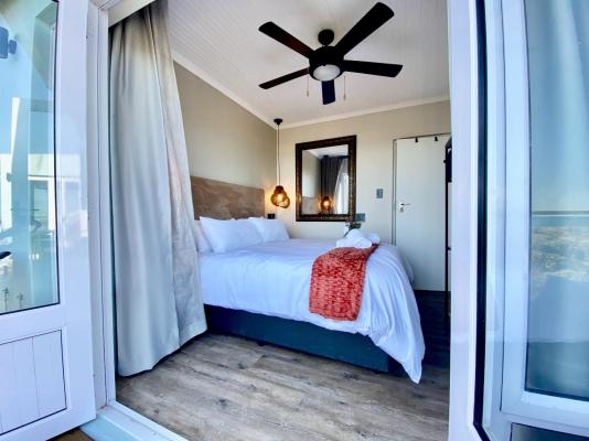 Oystercatcher House - 242316