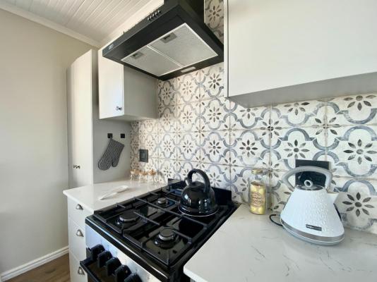 Oystercatcher House - 242319