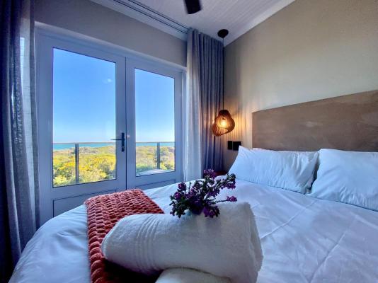 Oystercatcher House - 242327