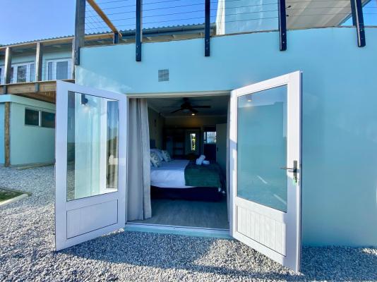 Oystercatcher House - 242331