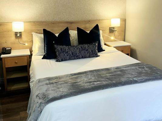 Bishops Lodge & Whaler's Inn - 242459