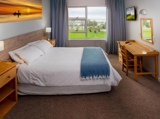 Bishops Lodge & Whaler's Inn - 242462