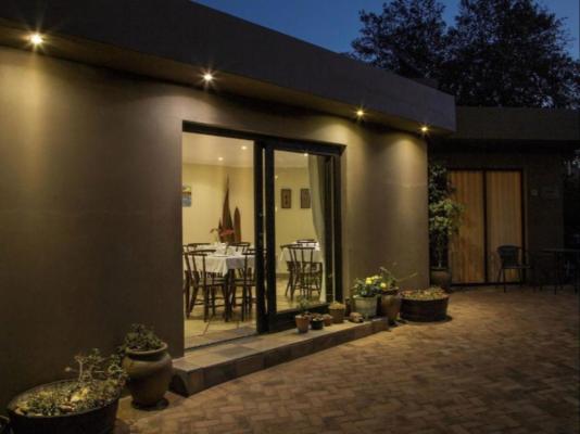 Lalapanzi Guest Lodge P.E - 242487
