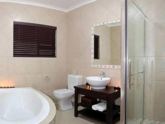 Lalapanzi Guest Lodge P.E - 242494