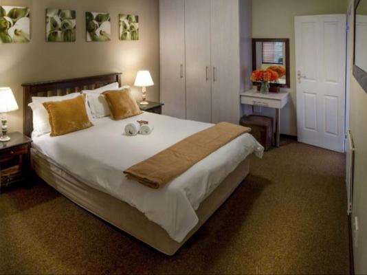 Lalapanzi Guest Lodge P.E - 242500