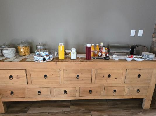 CrayFish Creek Guest House - 242581