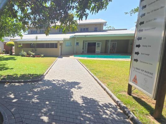 CrayFish Creek Guest House - 242586