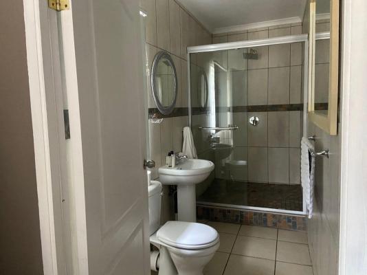 CrayFish Creek Guest House - 242595