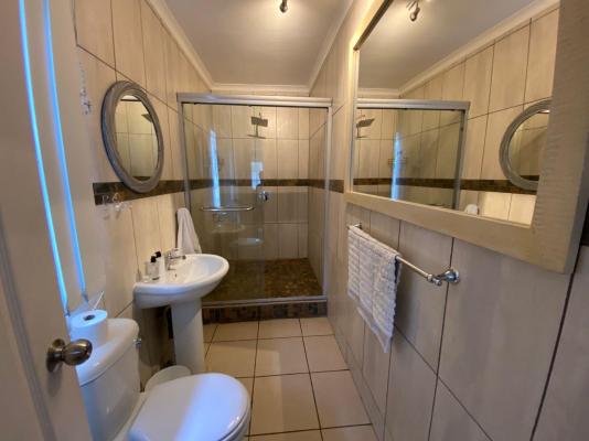 CrayFish Creek Guest House - 242596