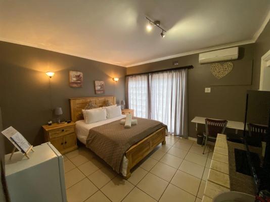 CrayFish Creek Guest House - 242601
