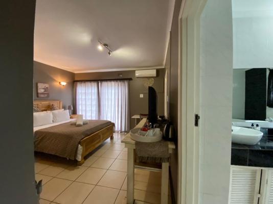 CrayFish Creek Guest House - 242602