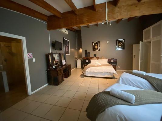 CrayFish Creek Guest House - 242606