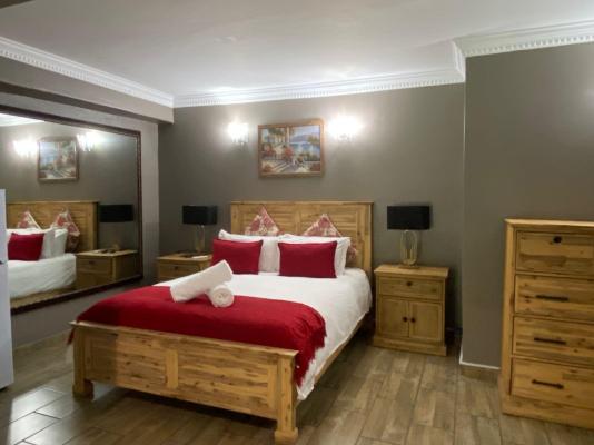 CrayFish Creek Guest House - 242611