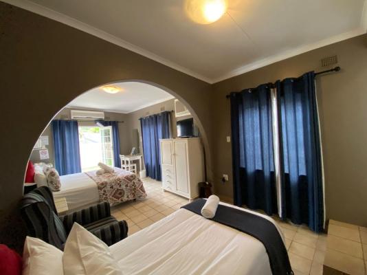 CrayFish Creek Guest House - 242615