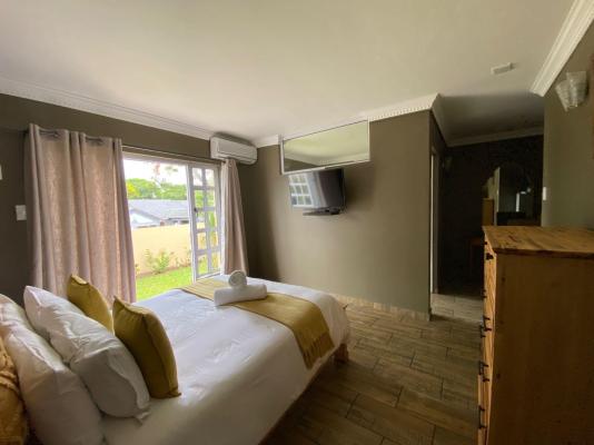CrayFish Creek Guest House - 242618