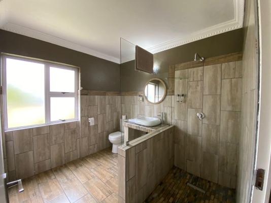CrayFish Creek Guest House - 242619