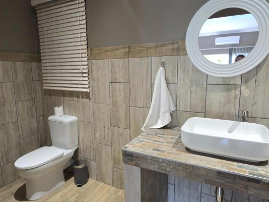 CrayFish Creek Guest House - 242621