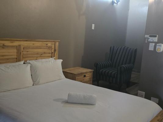 CrayFish Creek Guest House - 242628