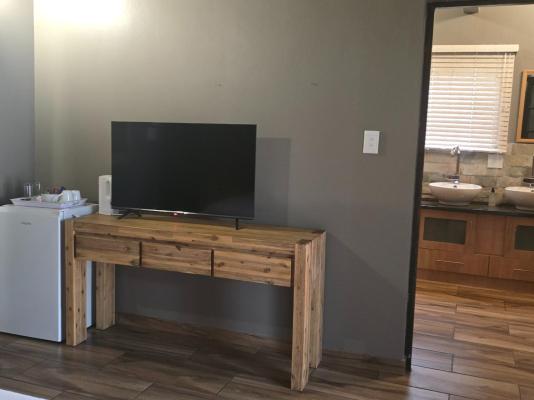 CrayFish Creek Guest House - 242629