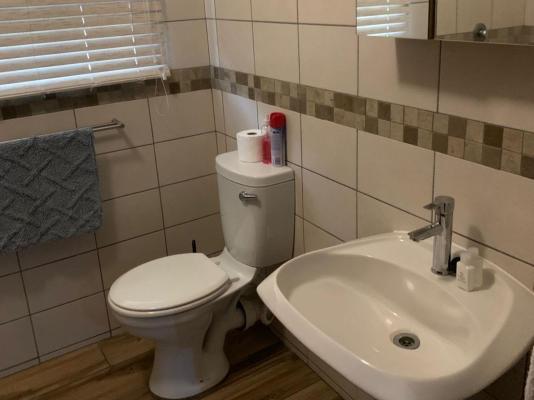 CrayFish Creek Guest House - 242642