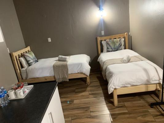CrayFish Creek Guest House - 242645