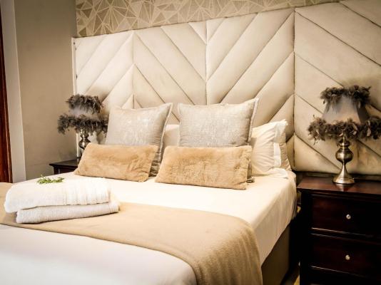 Potch Manor Guest House - 242708