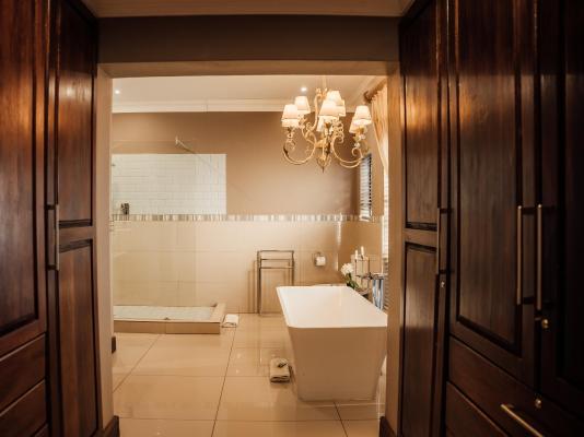 Potch Manor Guest House - 242721