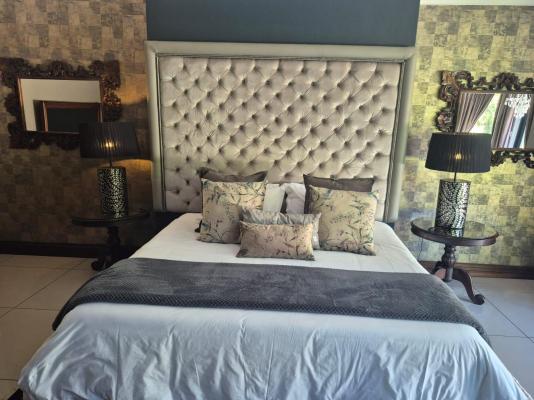 Potch Manor Guest House - 242727