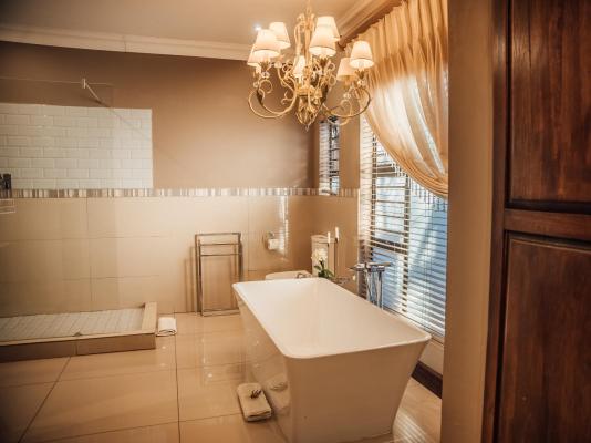 Potch Manor Guest House - 242730
