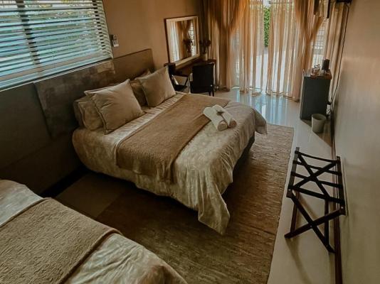 Potch Manor Guest House - 242732