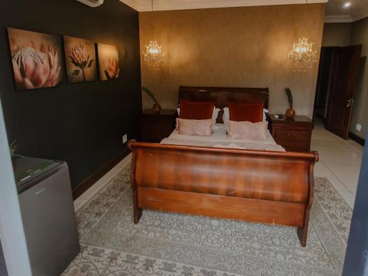 Potch Manor Guest House - 242756