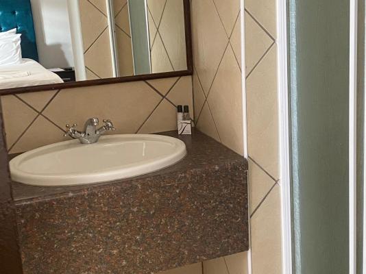 Sapphire Hotel - 242777