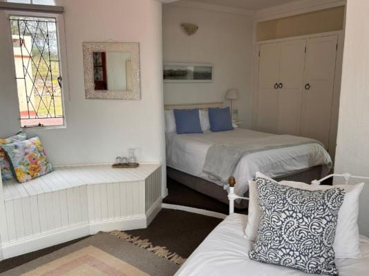 Cedarwood Guesthouse - 243033