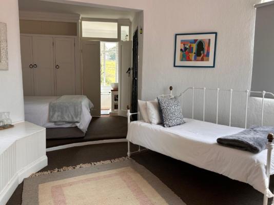 Cedarwood Guesthouse - 243035