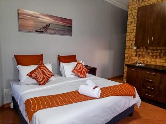 The Tier Guest Suites - 243065