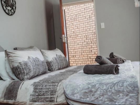 The Tier Guest Suites - 243075